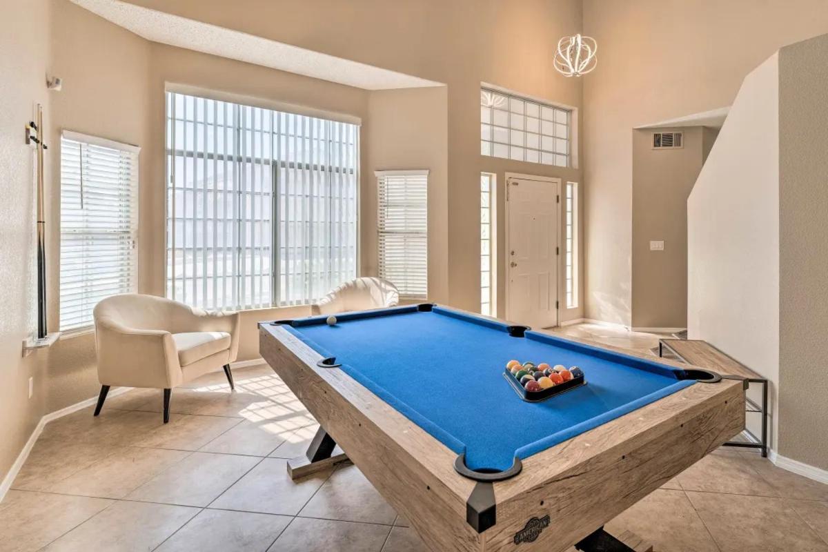 A Beautiful House With Hot Tub, Grill & Games! Villa Лас Вегас Екстериор снимка